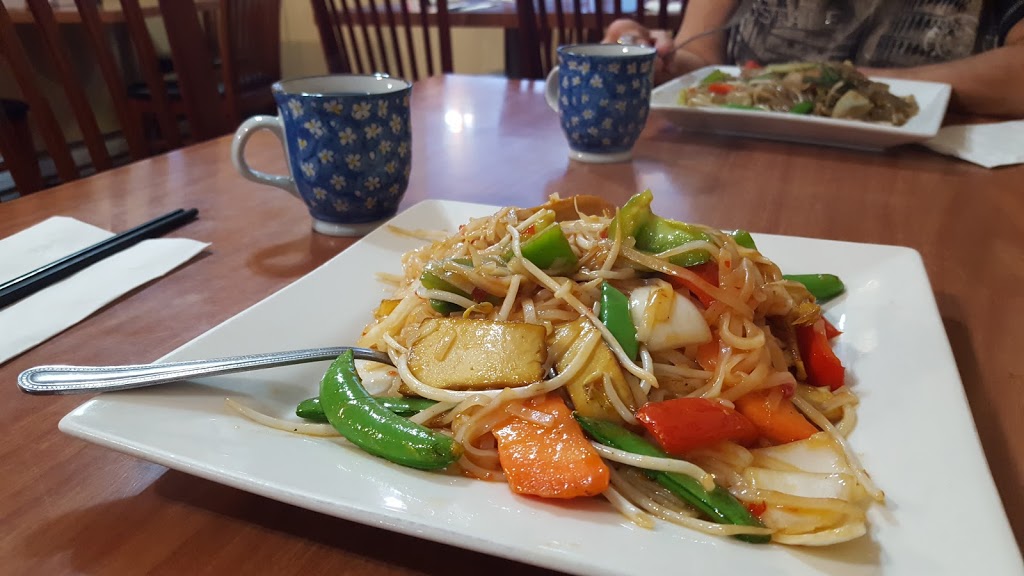 Asian Noodle House | 313 Goldstream Ave, Victoria, BC V9B 2W4, Canada | Phone: (250) 391-0803