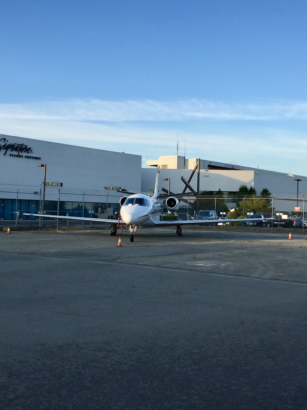 Signature Flight Support YVR East - Vancouver Intl Airport | 5360 Airport Rd S, Richmond, BC V7B 1B4, Canada | Phone: (604) 270-2222