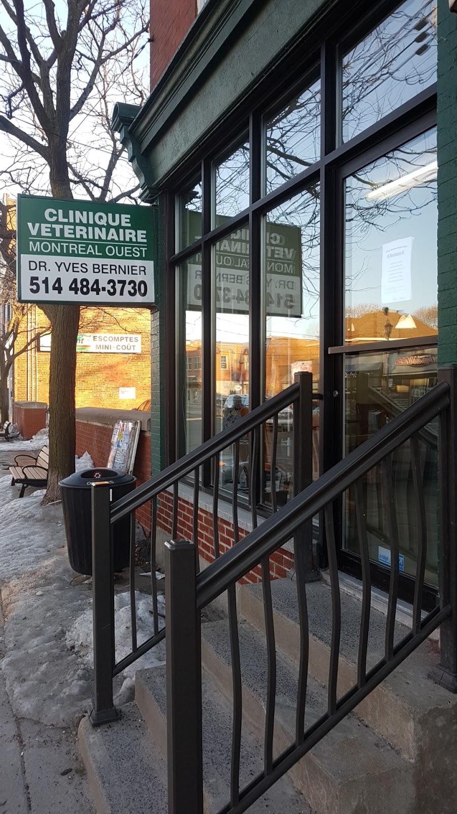 Clinique Vétérinaire Montréal-Ouest | 66 Avenue Westminster N, Montréal-Ouest, QC H4X 1Z2, Canada | Phone: (514) 484-3730