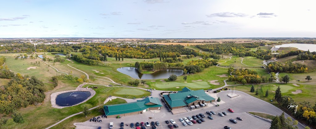 Minnewasta Golf & Country Club | 19 Buhler Dr, Morden, MB R6M 1A2, Canada | Phone: (204) 822-4992