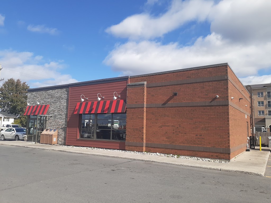 Tim Hortons | 2435 Princess St, Kingston, ON K7M 3G4, Canada | Phone: (613) 549-3900