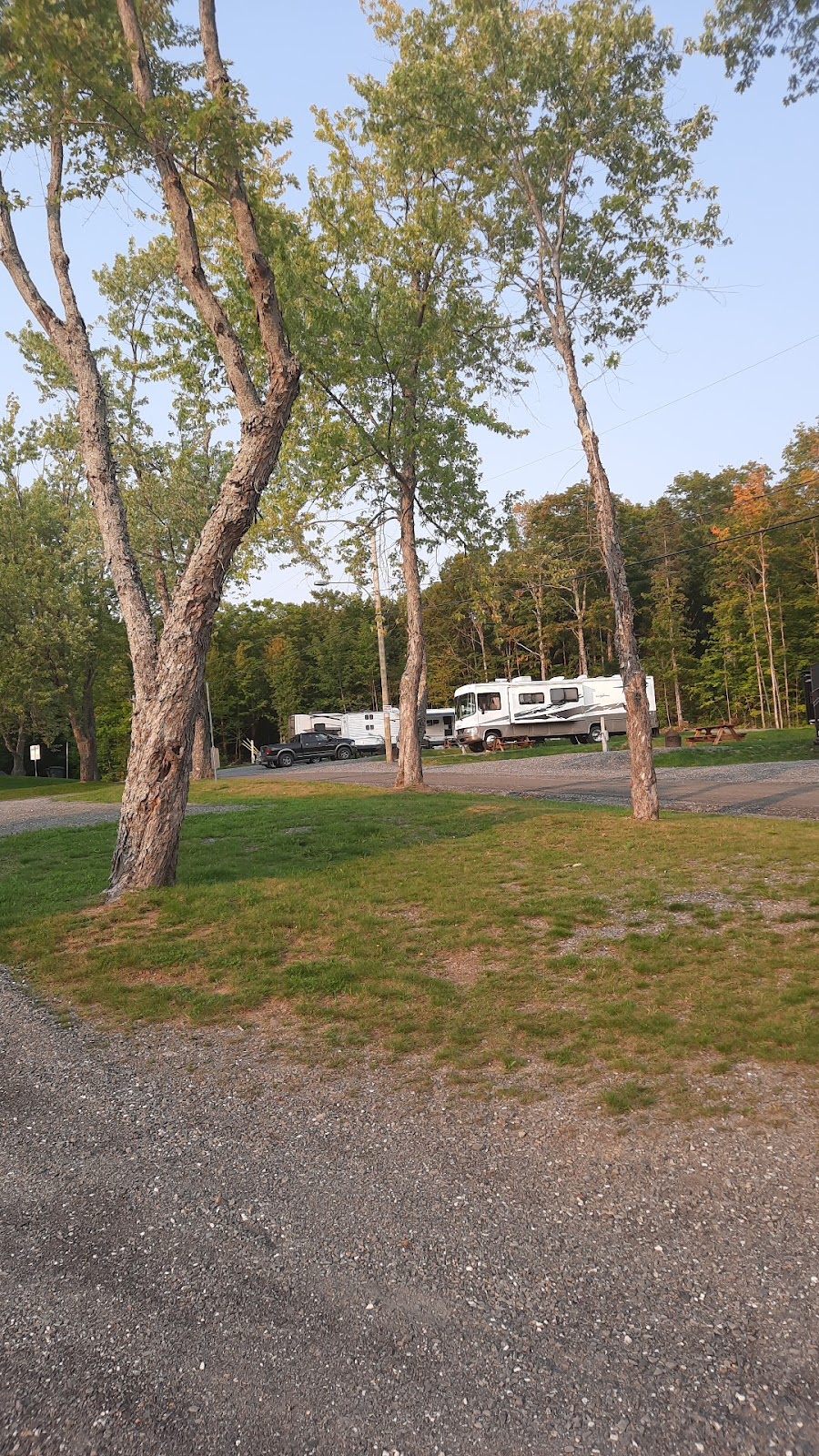 Camping l’Éra-bière | 159 Chem. J-Cyrille-Bureau, Lambton, QC G0M 1H0, Canada | Phone: (418) 230-8416