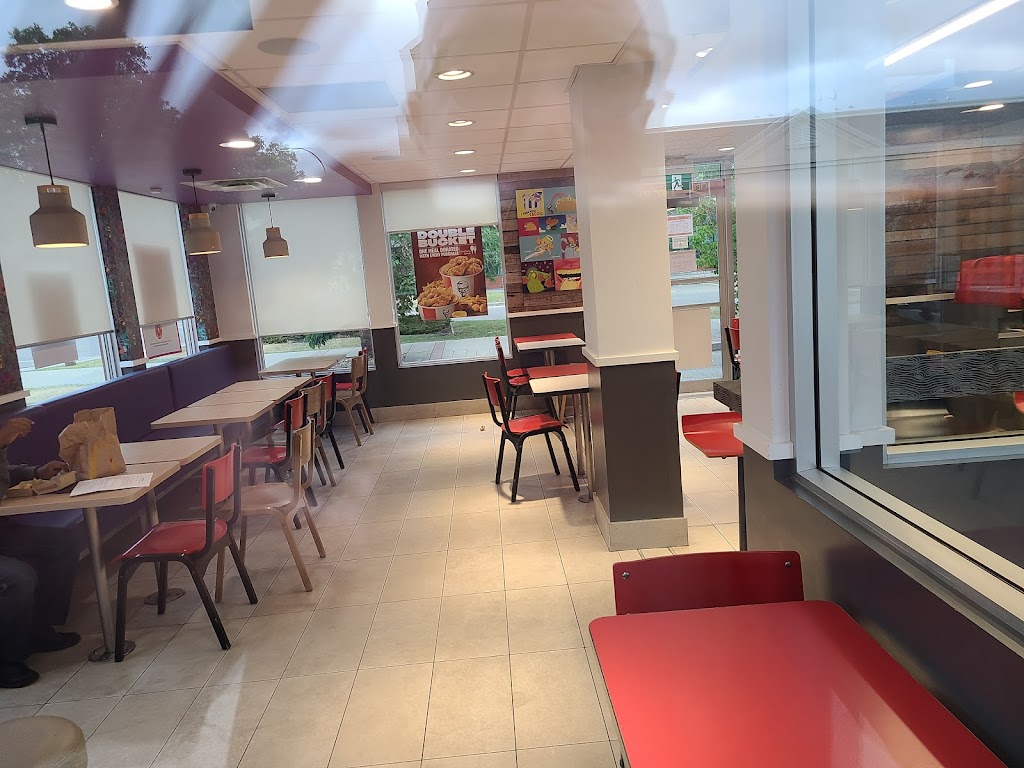 KFC | 8036 118 Ave NW, Edmonton, AB T5B 0S1, Canada | Phone: (780) 944-1301