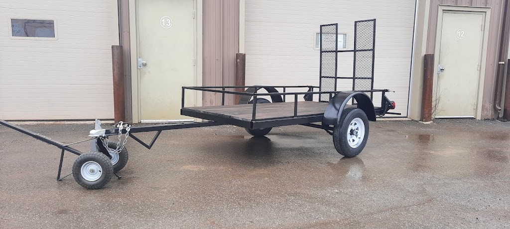 Thomas Trailers | 212 Camden Rd, Napanee, ON K7R 1E3, Canada | Phone: (613) 242-5060