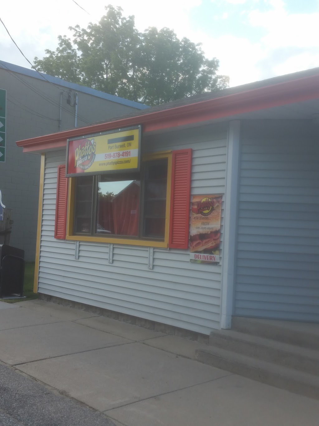 Phattys Pizza | 29 Wellington St, Port Burwell, ON N0J 1T0, Canada | Phone: (519) 878-4191