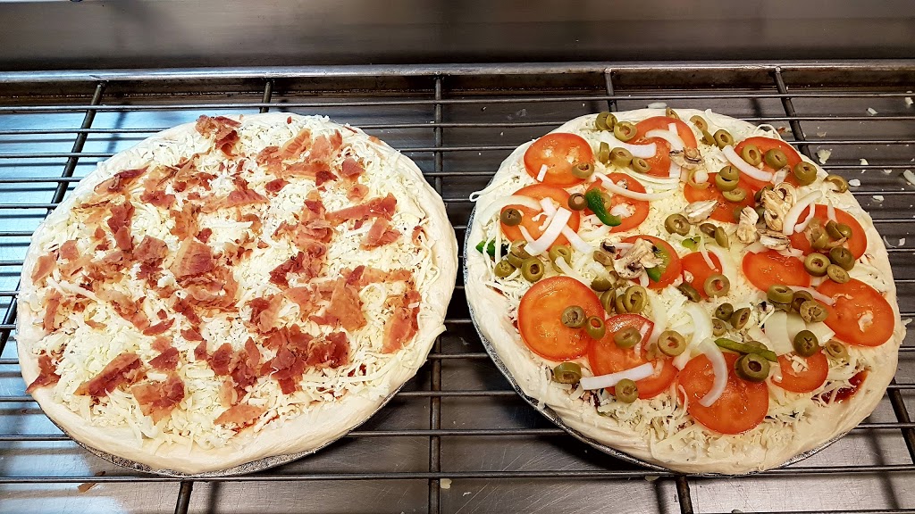 Mozza Pizza | 214 Boulevard de la Cité-des-Jeunes, Gatineau, QC J8Y 6S8, Canada | Phone: (819) 777-6699