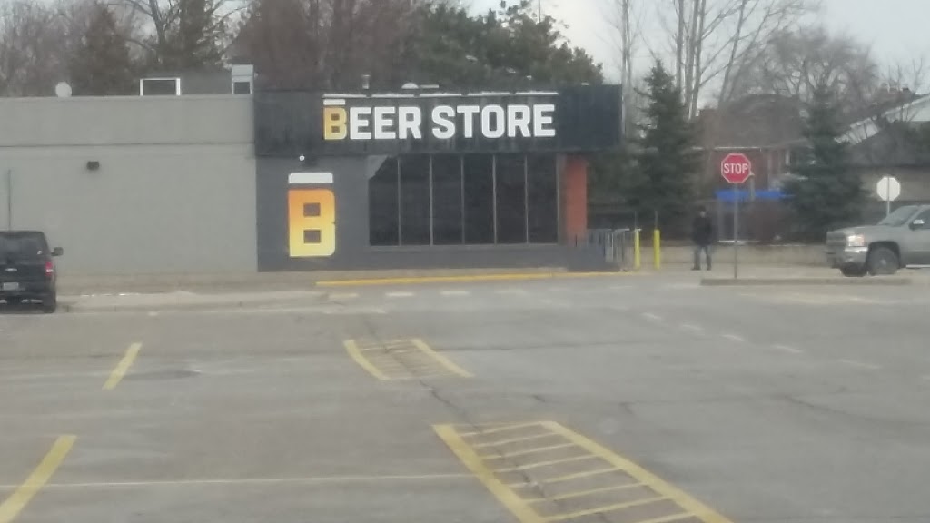 Beer Store | 1431 Rebecca St, Oakville, ON L6L 1Z6, Canada | Phone: (905) 827-1301