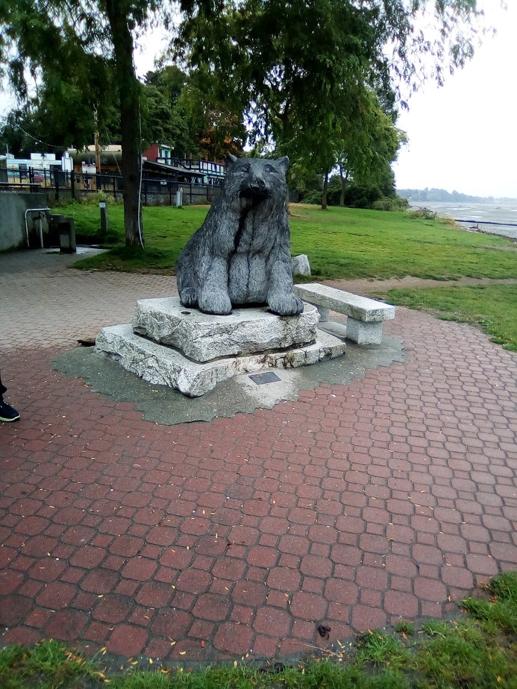 Bear Statue | White Rock Promenade, White Rock, BC V4B 1C9, Canada | Phone: (604) 541-2100