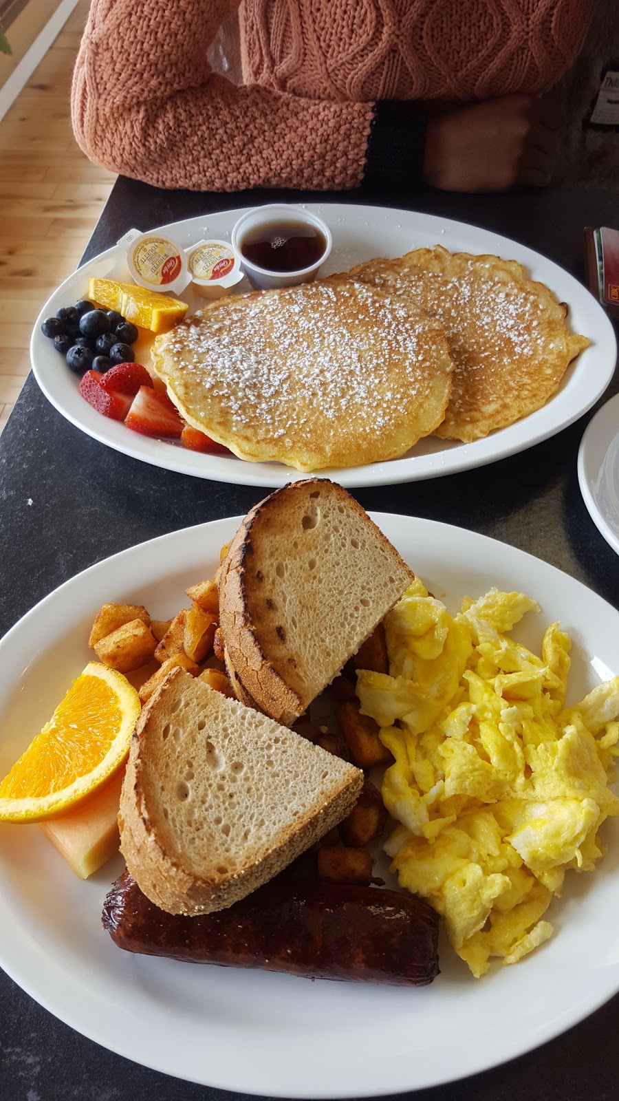 Sweet Maple All Day Breakfast | 20 Water St, Port Perry, ON L9L 1J1, Canada | Phone: (905) 982-0662