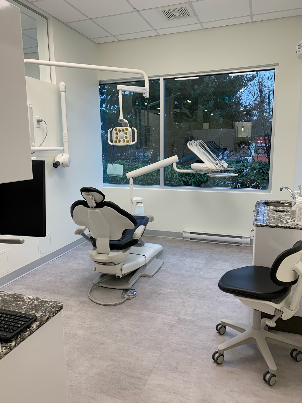 Mccallum Dental | 719 McCallum Rd #101, Victoria, BC V9B 6A2, Canada | Phone: (250) 391-6490