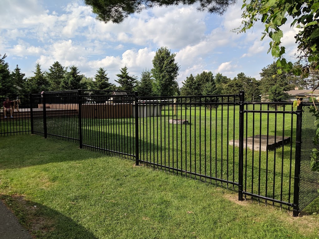 Fence One | 3850 Milton Rd, Navan, ON K4B 1H8, Canada | Phone: (613) 656-1212