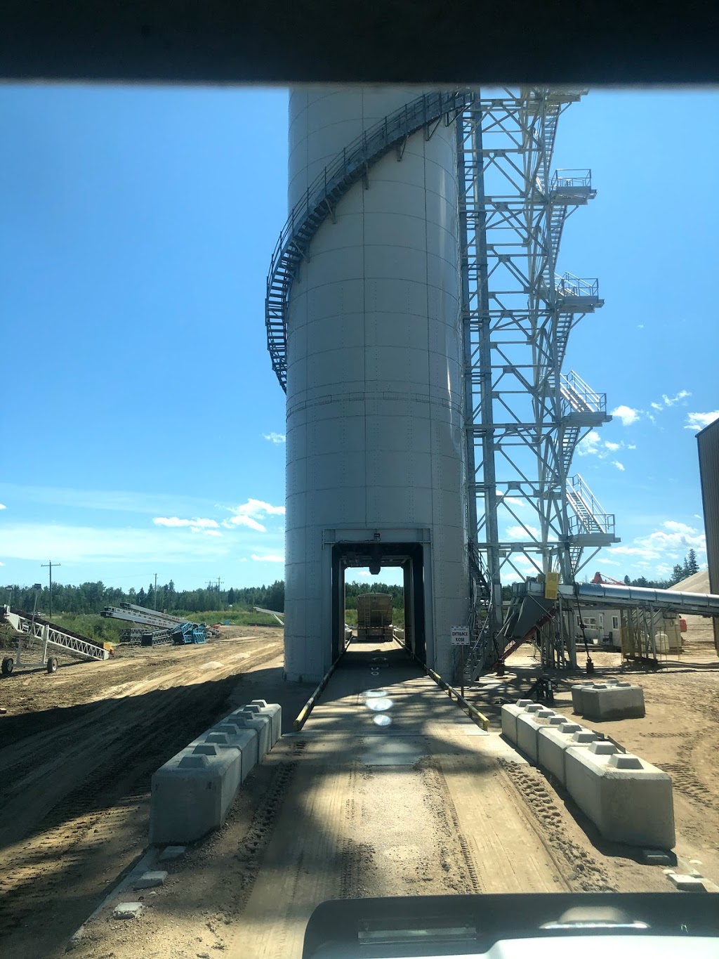 Wayfinder Corp. - Regional Sand Facility - Big Molly | Range Rd 45, Glenevis, AB T0E 0X0, Canada | Phone: (587) 576-3722