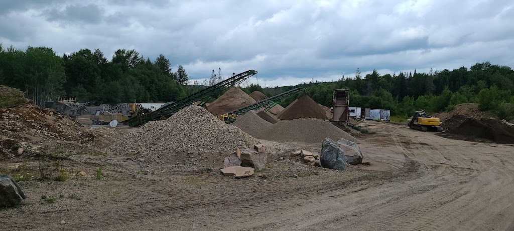 Beaver aggregates | Swan Rd, Minden, ON K0M 2K0, Canada | Phone: (705) 457-6594