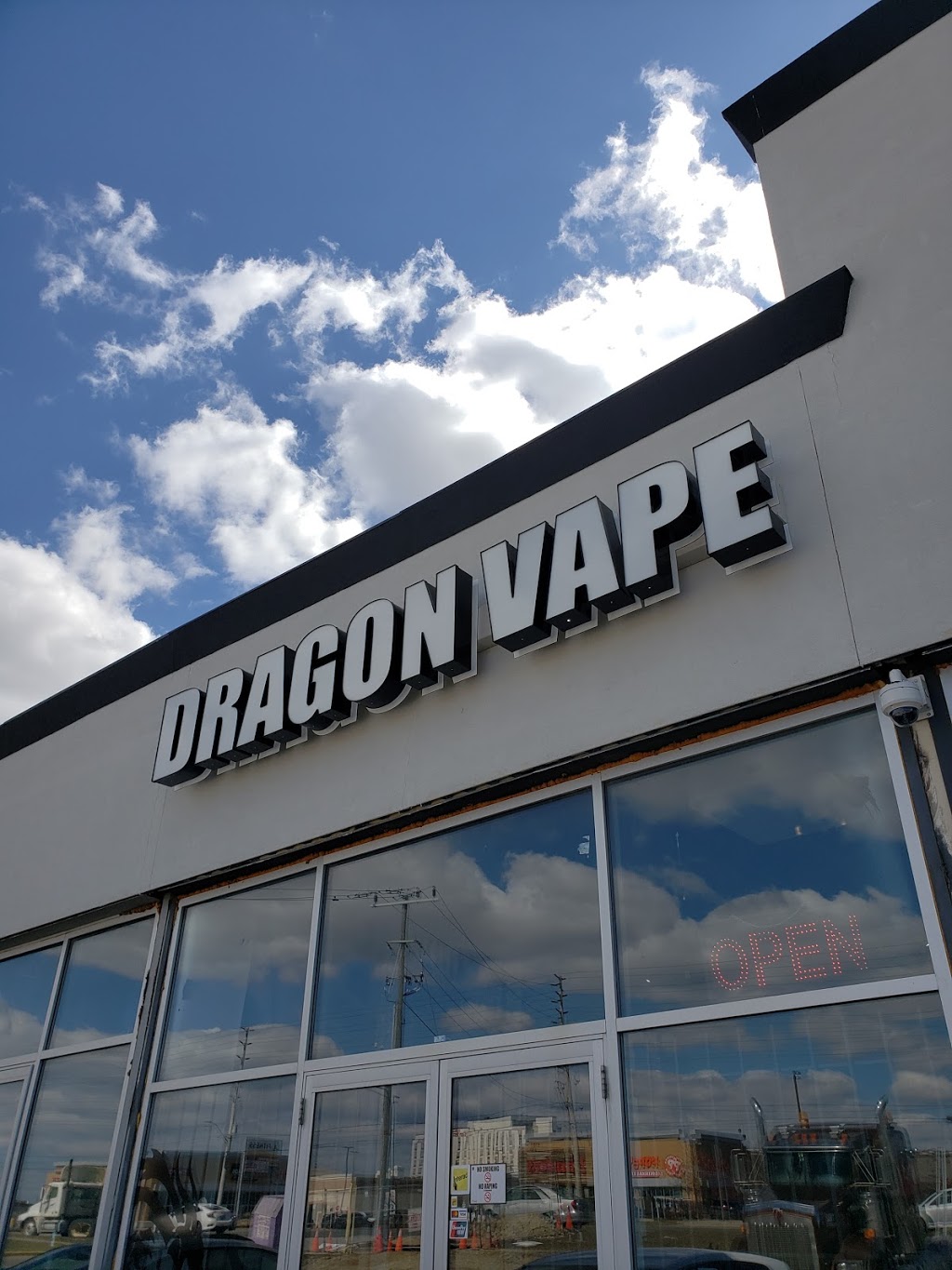 Dragon Vape - Mississauga | 5150 Dixie Rd, Mississauga, ON L4W 1C9, Canada | Phone: (905) 282-1411