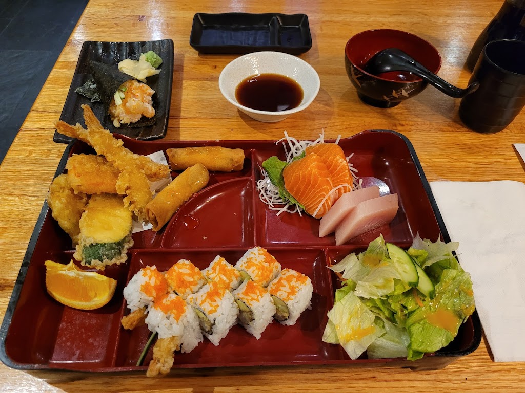 Sushi Guru | 20838 Lougheed Hwy., Maple Ridge, BC V2X 2R3, Canada | Phone: (604) 380-3380