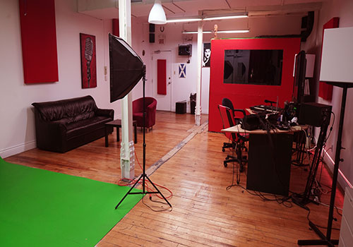 Studio Loco | 2194 Av. de la Salle, Montréal, QC H2V 2K8, Canada | Phone: (514) 913-6041