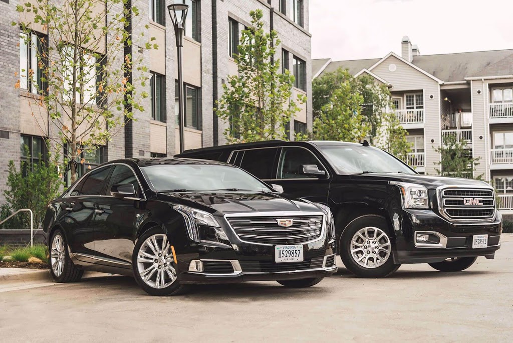 Lux Airport Limo Toronto | 21 Nutwood Way, Brampton, ON L6R 0X7, Canada | Phone: (647) 280-2553