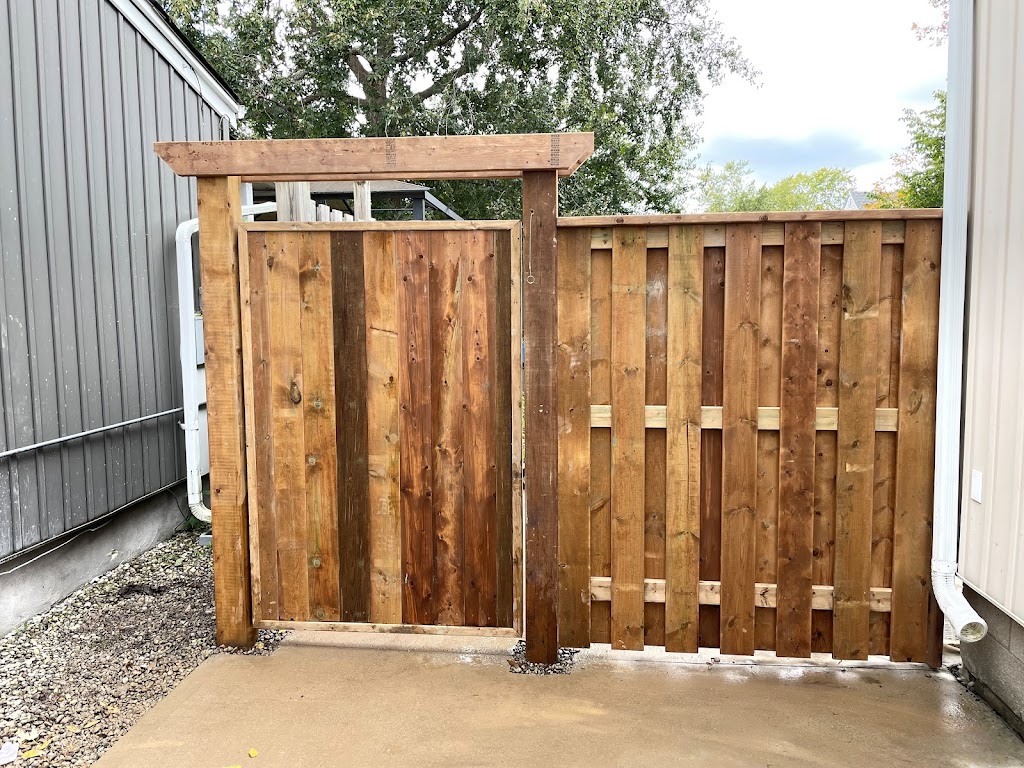 Niagara Fence Builders | 4187 Cassandra Dr, Beamsville, ON L0R 1B7, Canada | Phone: (289) 969-4410