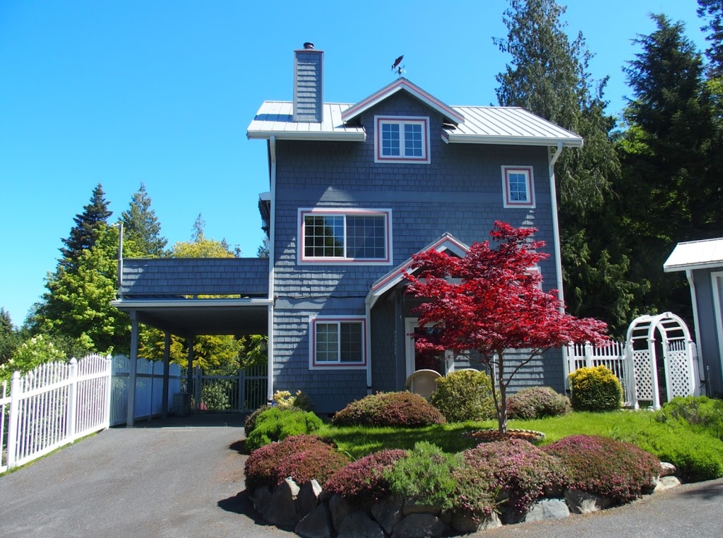 North Beach Outlook | 228 Alder St, Eastsound, WA 98245, USA | Phone: (425) 647-8960