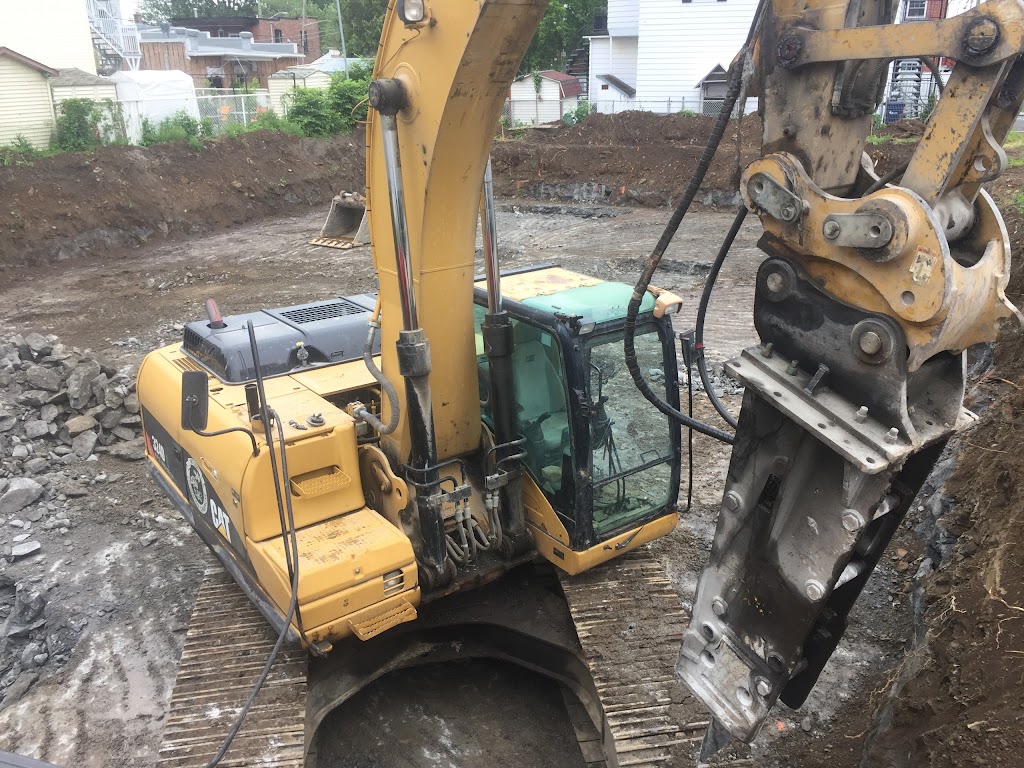 Les As De L Excavation Inc | 2556 Rue des Abeilles, Laval, QC H7K 2W2, Canada | Phone: (514) 969-8496