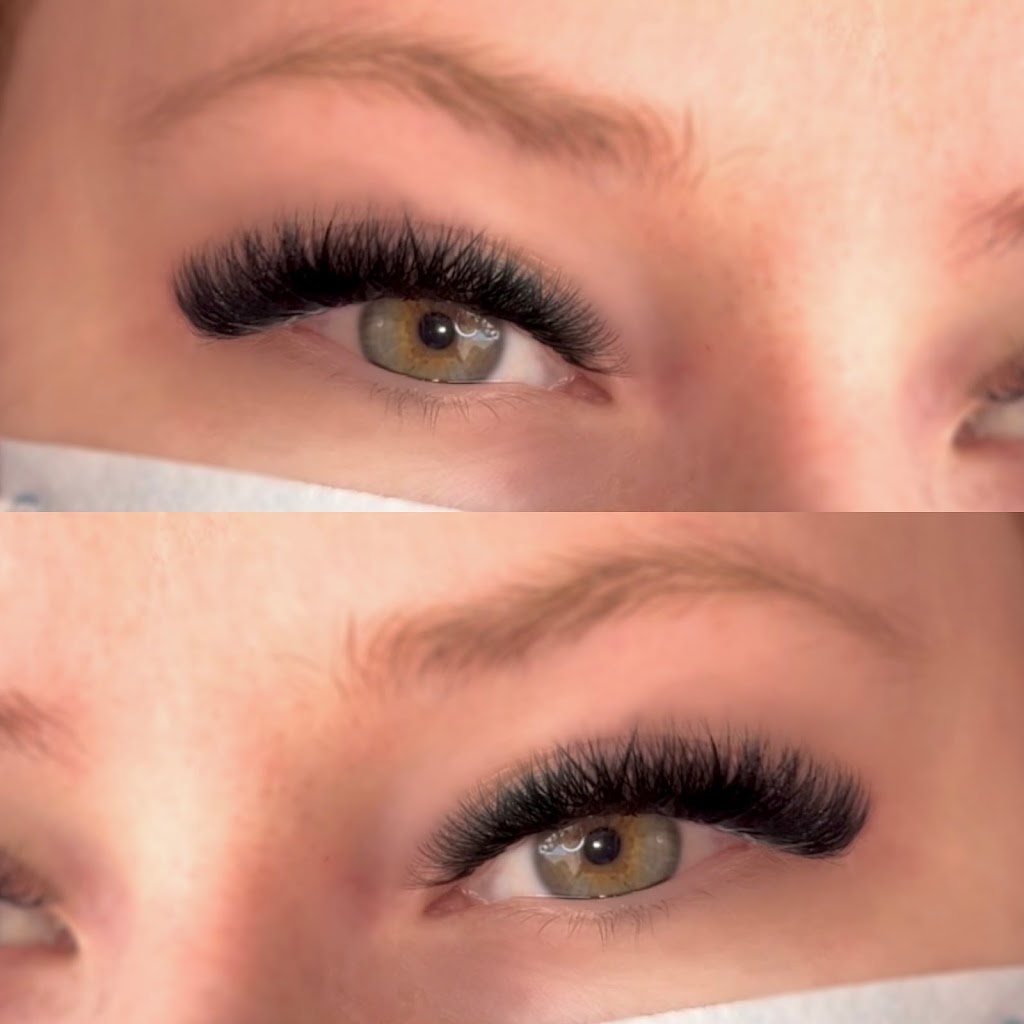 Taylor’s Lashes | 64 Huntington Crescent, Courtice, ON L1E 3C7, Canada | Phone: (289) 385-3953