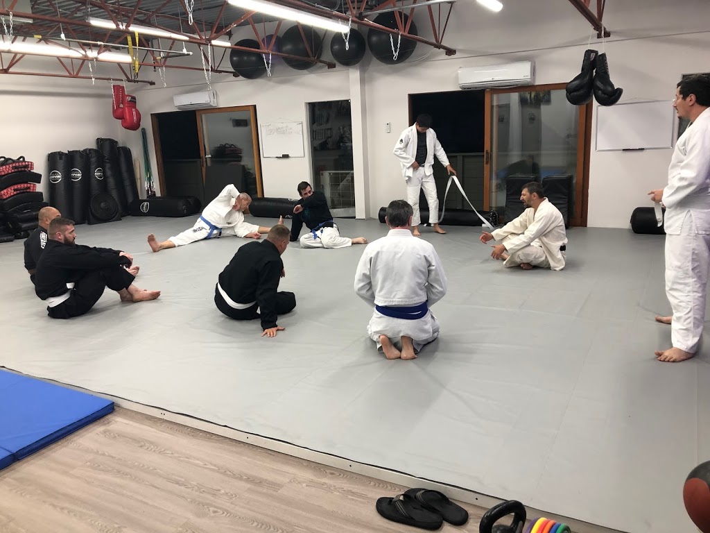 West Vancouver Brazilian Jiu Jitsu | 265 25th St, West Vancouver, BC V7V 1L1, Canada | Phone: (604) 365-7887