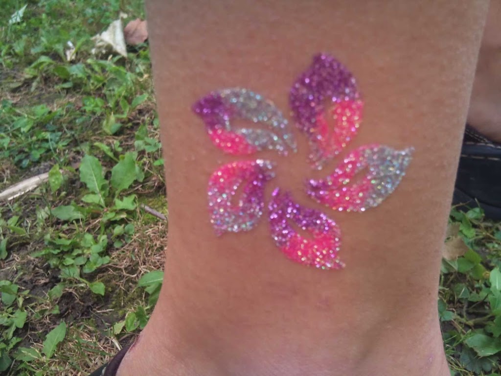 GlitterFUN Temporary Tattoos | 1415 Tamarac St, Kingston, ON K7M 7J2, Canada | Phone: (613) 539-2597