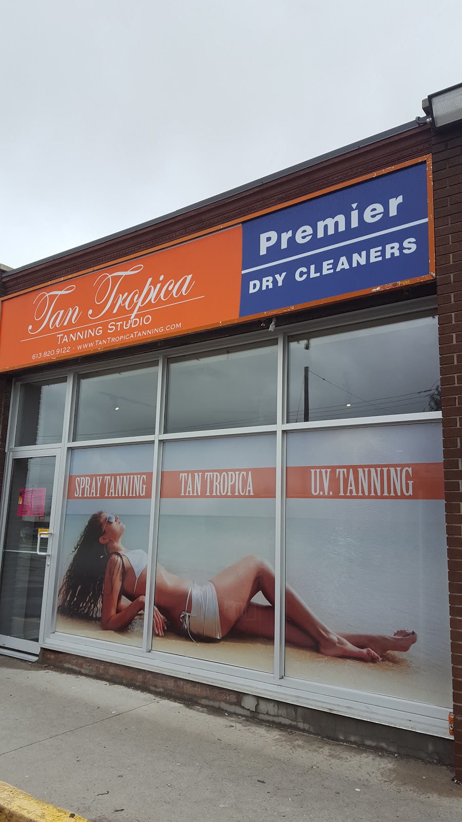 Tan Tropica Tanning Studio | 281 Greenbank Rd, Nepean, ON K2H 8K9, Canada | Phone: (613) 820-9122