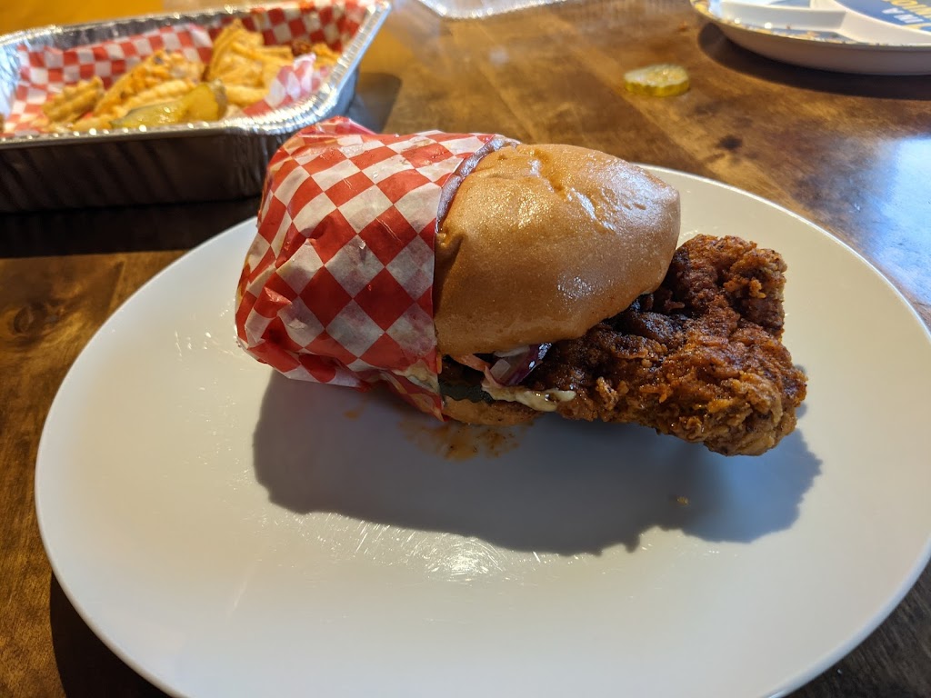 Pennys Hot Chicken | 253 King St N, Waterloo, ON N2J 2Y8, Canada | Phone: (226) 698-0363