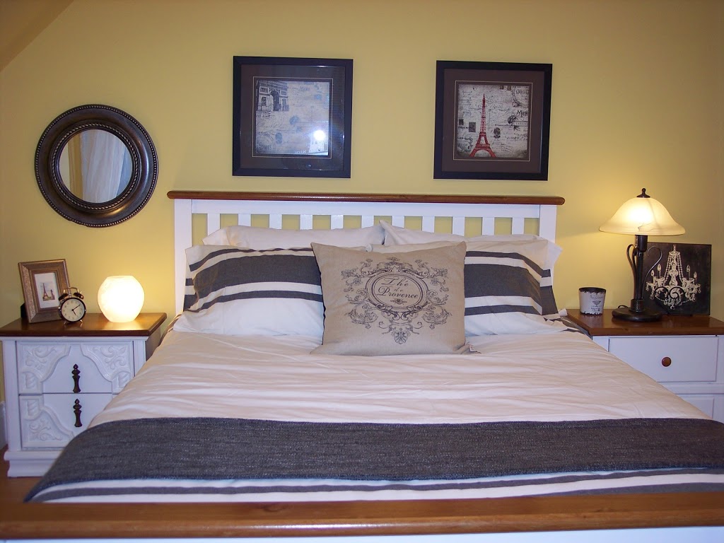 The Maples Bed and Breakfast | 938392 Airport Rd, Mulmur, ON L9V 0N4, Canada | Phone: (705) 466-5430