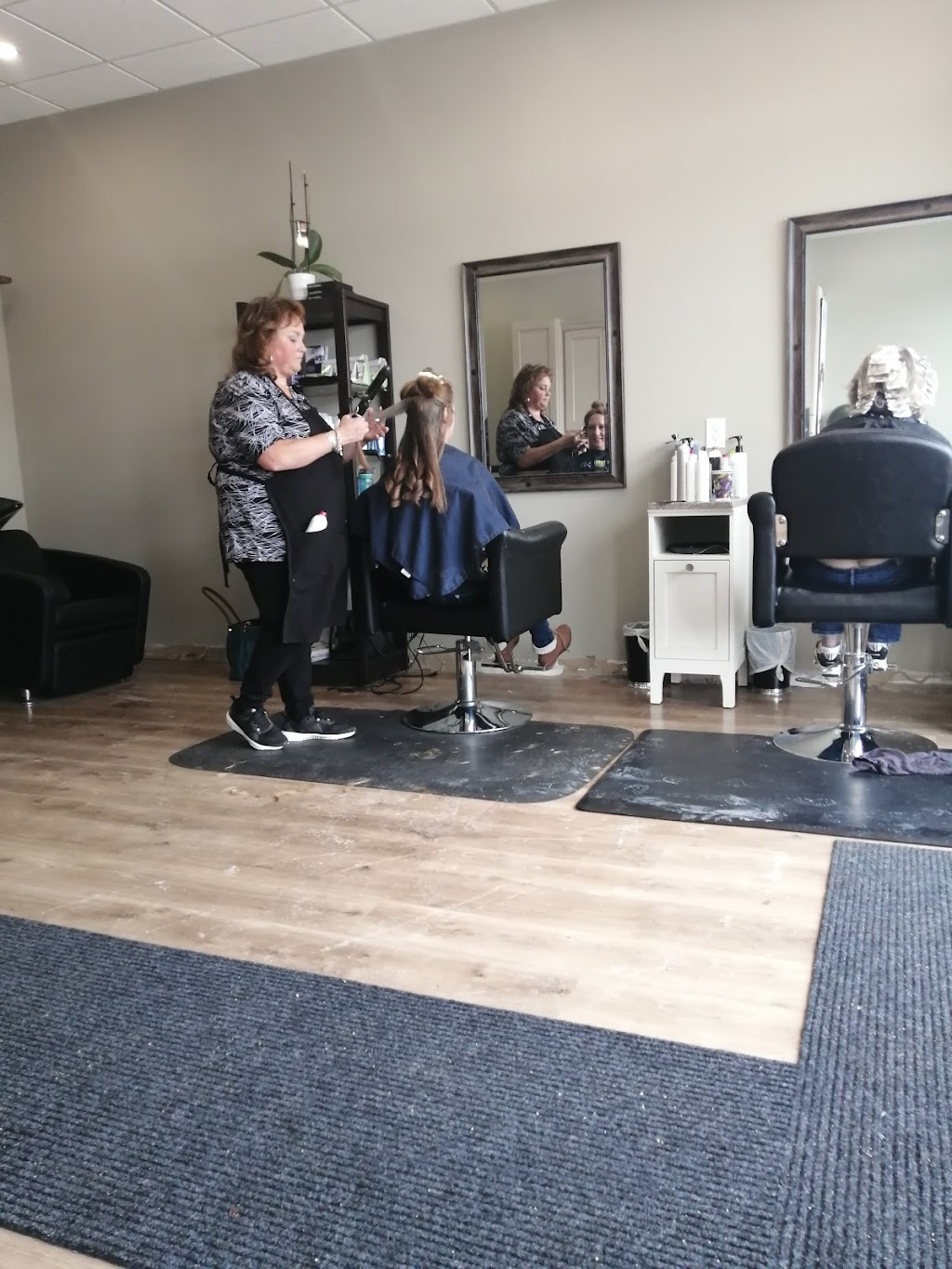 Kula Spa and Salon (Hair Styling and Aesthetics) | 669 10th St W, Owen Sound, ON N4K 3R8, Canada | Phone: (519) 371-3551