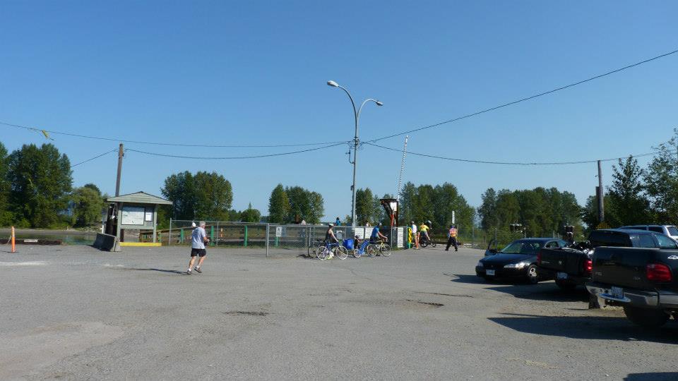 Robert Point Rest Area in Barnston Island Regional Park | Dyke Rd, Surrey, BC V4N, Canada | Phone: (604) 530-4983