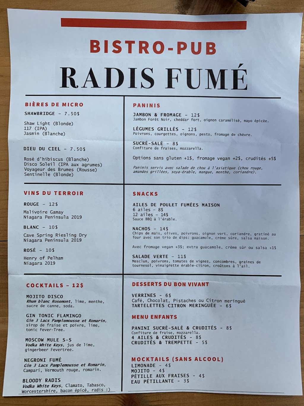 Pub Radis Fumé | 728-A Chemin de Ste Anne des Lacs, Sainte-Anne-des-Lacs, QC J0R 1B0, Canada | Phone: (450) 327-5600