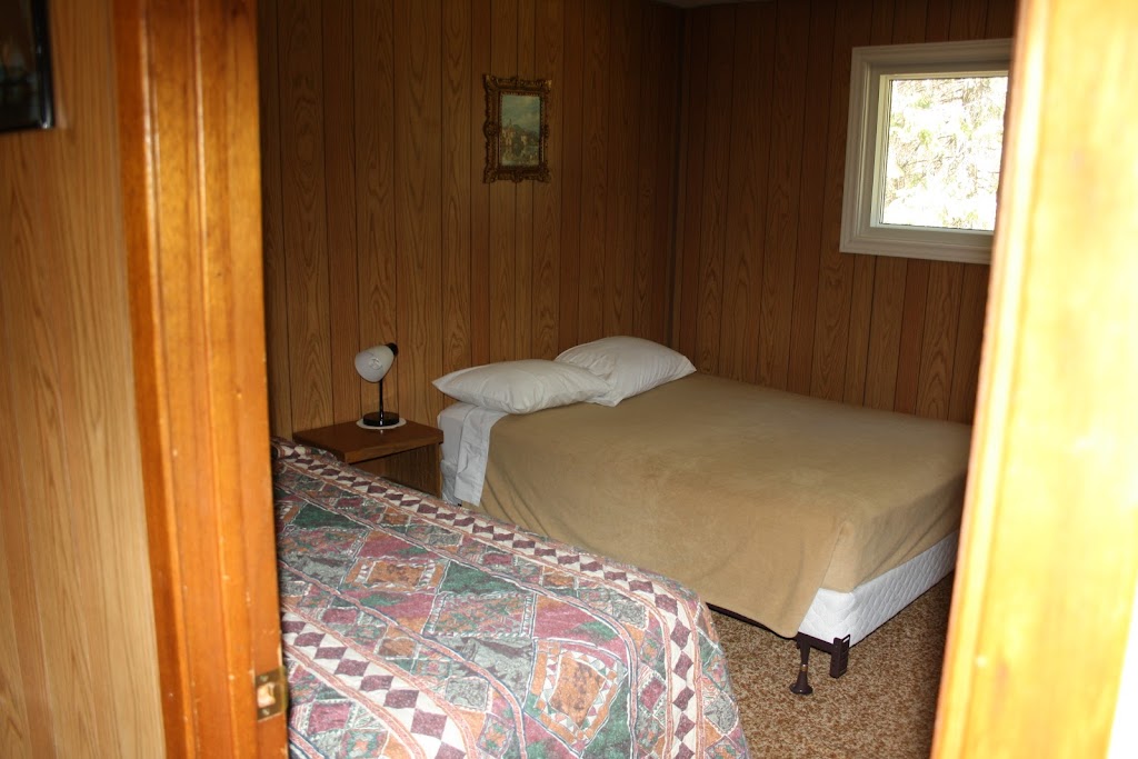 Birchwood Cottages | 836 Lake Nipissing Rd, Nipissing, ON P0H 1W0, Canada | Phone: (705) 724-2935