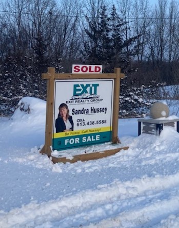 Sandra Hussey, REALTOR® - EXIT Realty Group | 309 Dundas St E, Trenton, ON K8V 1M1, Canada | Phone: (613) 438-5588