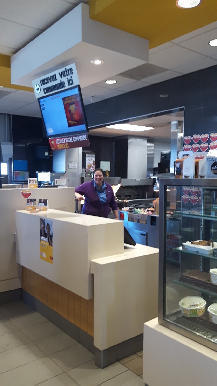 McDonalds | 1460 Boulevard Saint Laurent E, Louiseville, QC J5V 2L4, Canada | Phone: (819) 228-8284