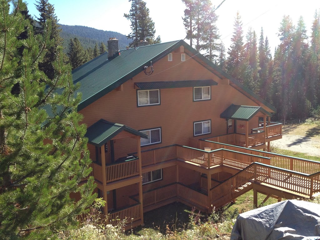 Apex Whitetail Chalet Vacation Condo Rentals | 131 Whitetail Rd, Apex Mountain, BC V2A 8L8, Canada | Phone: (250) 460-0975