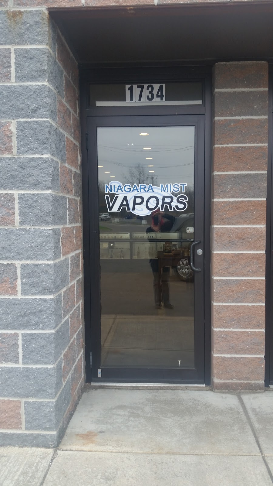 Niagara Mist Vapors | 1734 Grand Island Blvd, Grand Island, NY 14072, USA | Phone: (716) 478-5907