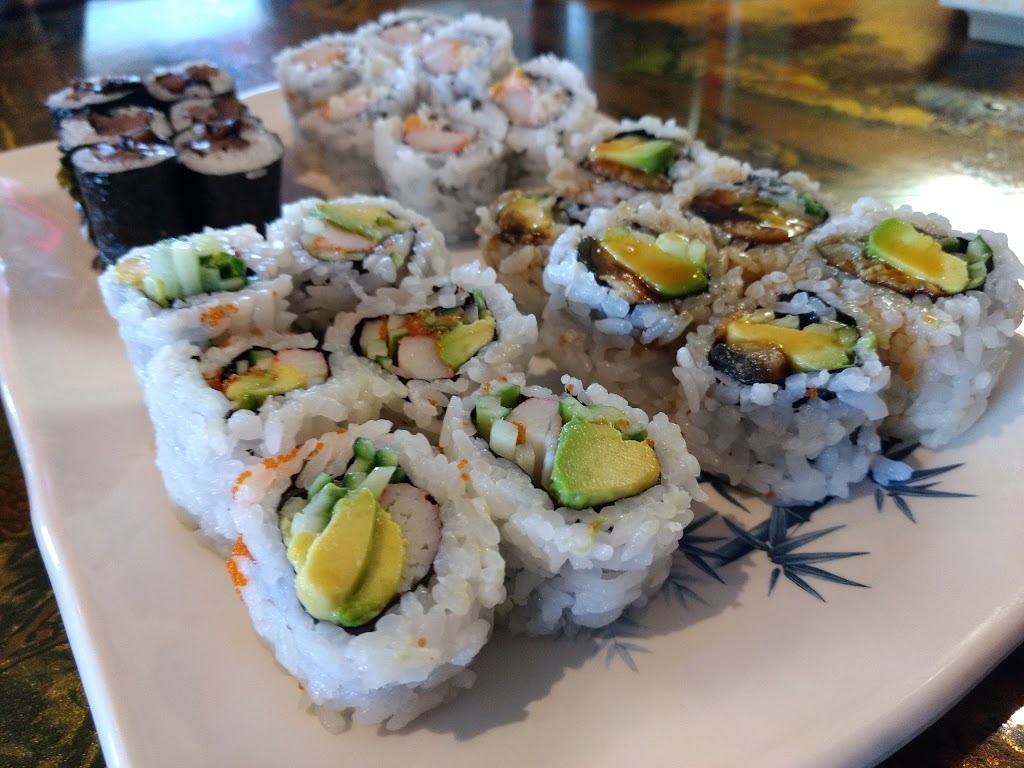 Taka Sushi | 340 Eagle St W, Newmarket, ON L3Y 7M9, Canada | Phone: (905) 836-5000