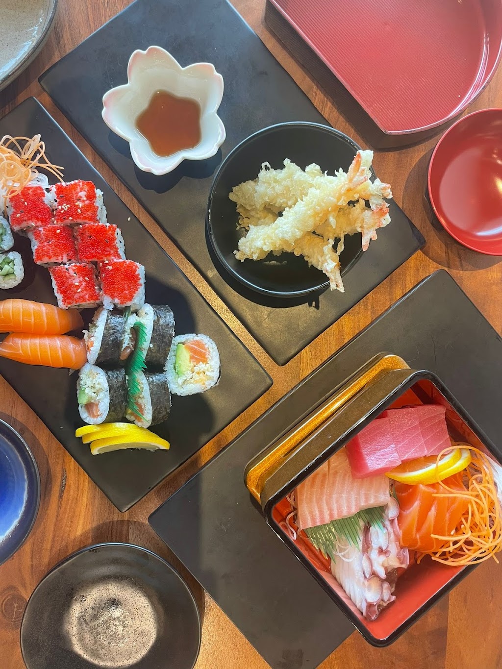 Grand Sumo Sushi | 5645 Grande Allée Local 120, Brossard, QC J4Z 3G3, Canada | Phone: (450) 445-8688