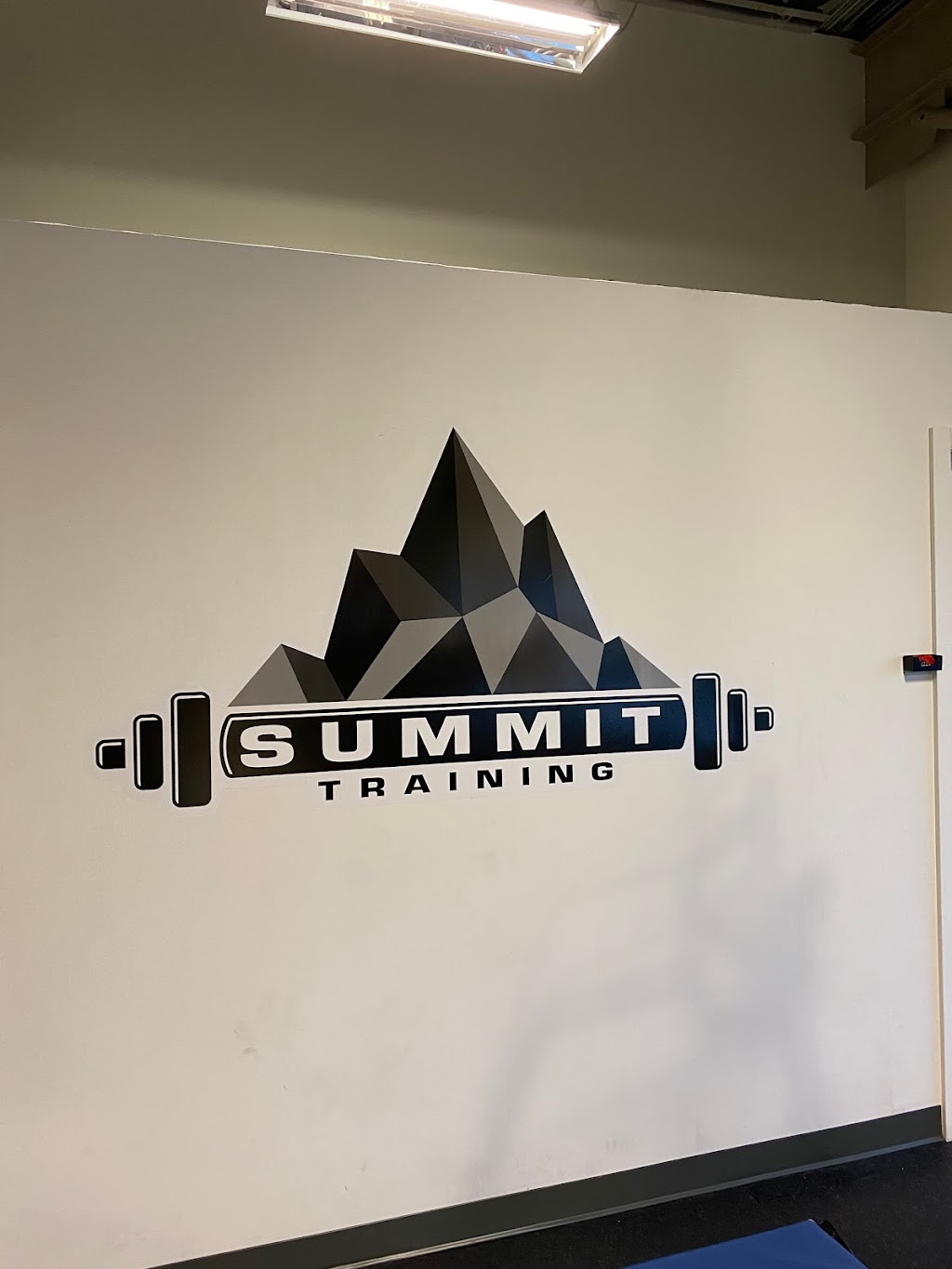 Summit Training | 2485 Bd des Entreprises, Terrebonne, QC J6X 5S5, Canada | Phone: (514) 980-4258