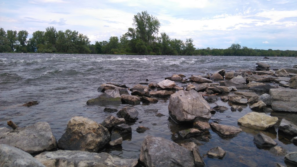 Parc de la Commune | Avenue Bourgogne, Chambly, QC J3L 3H3, Canada