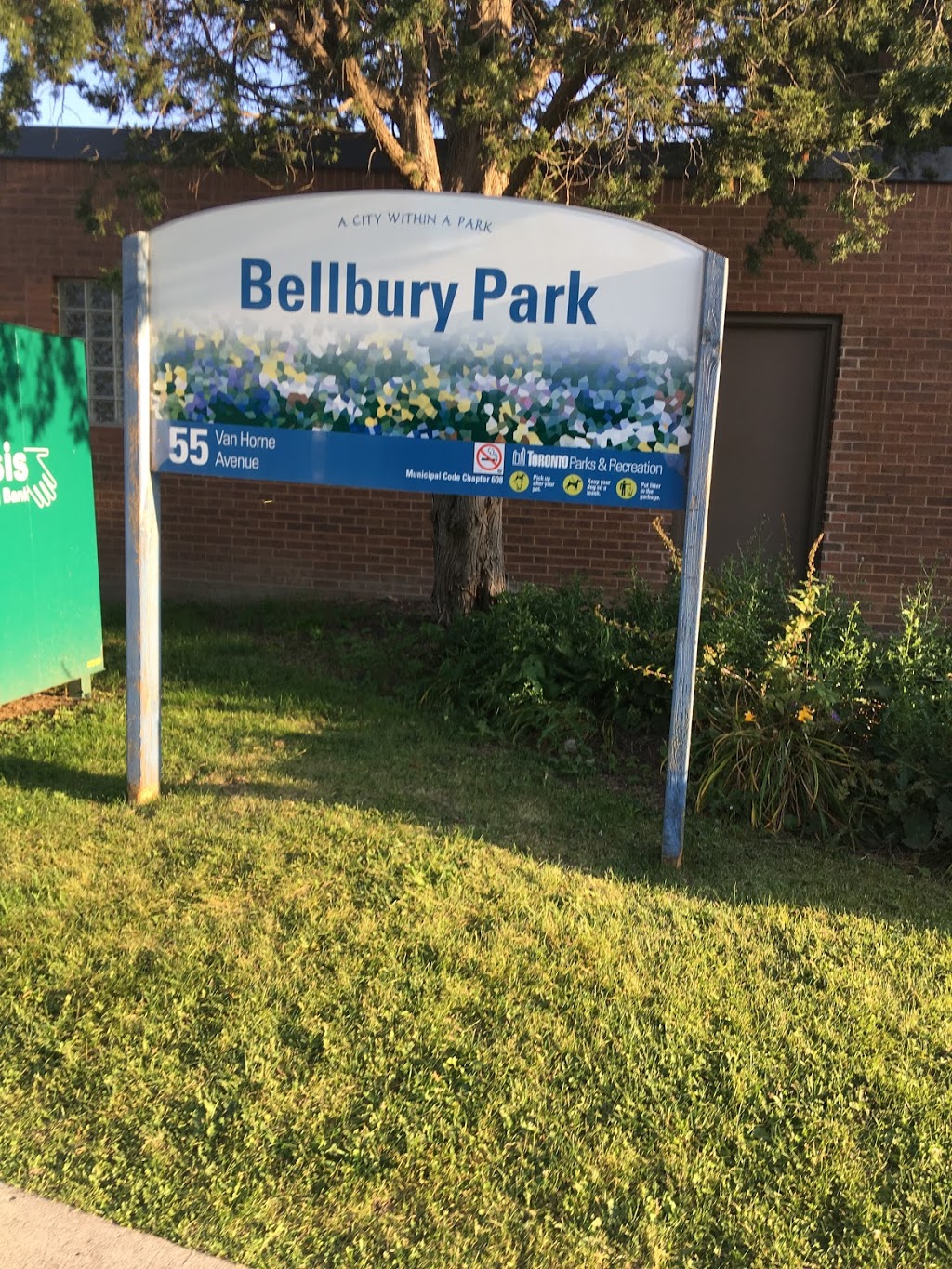 Bellbury Park | 55 Van Horne Ave, North York, ON M2J 2S8, Canada | Phone: (416) 338-4386