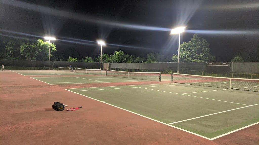 Malton Tennis Club | Paul Coffey Park, Mississauga, ON L4V 1Y3, Canada | Phone: (905) 677-8080