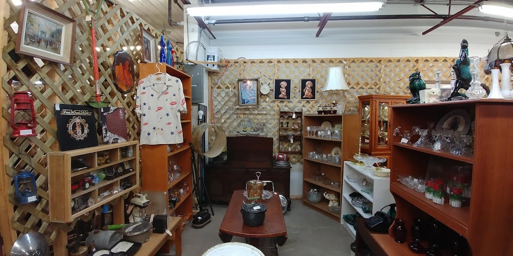 Tillsonburg Antiques Plus | 6 Old Vienna Rd, Tillsonburg, ON N4G 3C4, Canada | Phone: (519) 688-7770