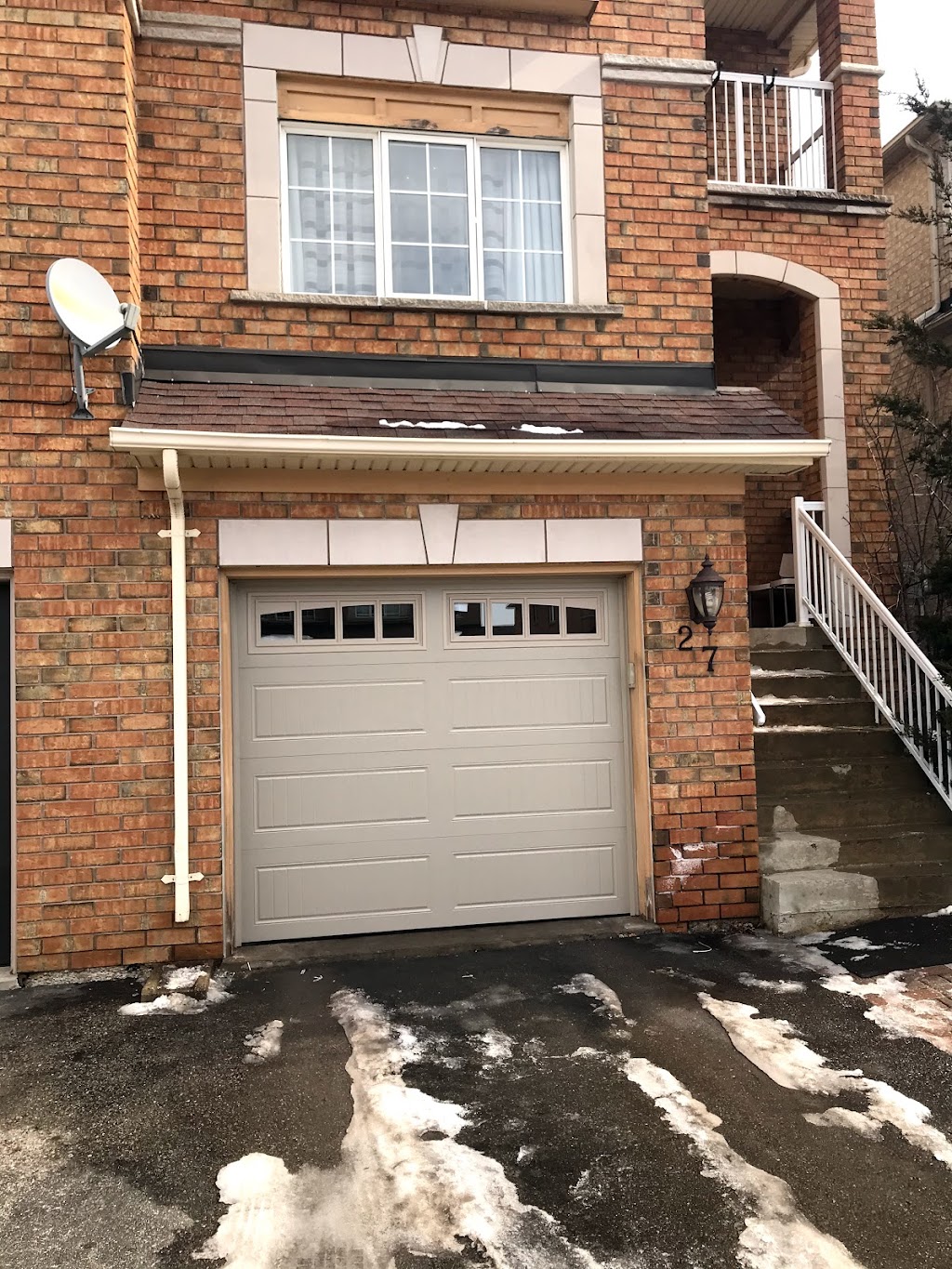 Morningstar Garage Doors | 29 Marisa Ct, Thornhill, ON L4J 6H9, Canada | Phone: (416) 515-2001