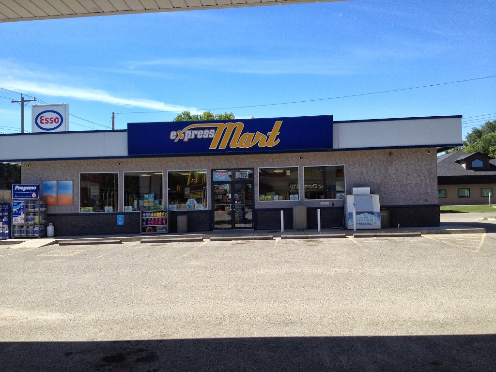 Esso | 25 A Thornhill St, Morden, MB R6M 1P3, Canada | Phone: (204) 822-1492