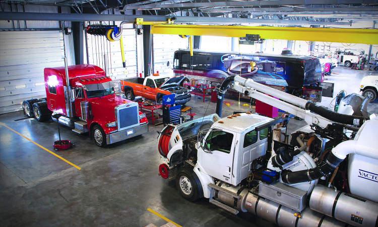 Advanced Truck Centre | 10 Datomar Rd, Headingley, MB R4H 1B8, Canada | Phone: (204) 816-9780