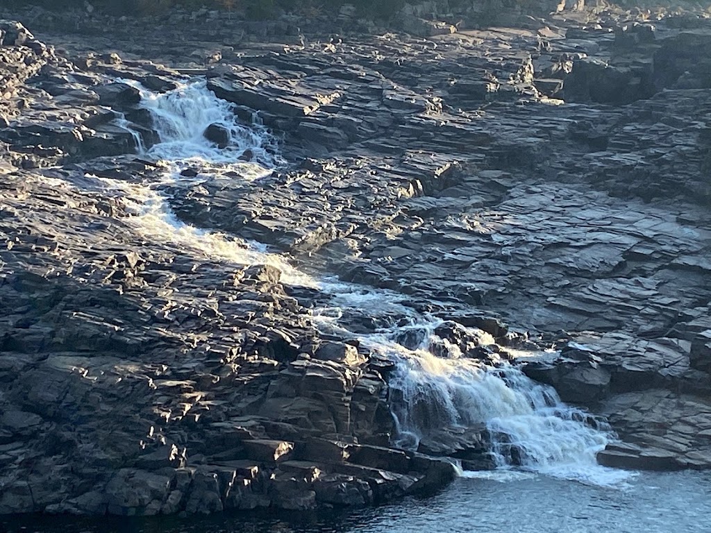 Belvédère des Chutes de Shawinigan | Chem. des Chutes, Shawinigan-Sud, QC G9N 6V1, Canada | Phone: (855) 525-4166