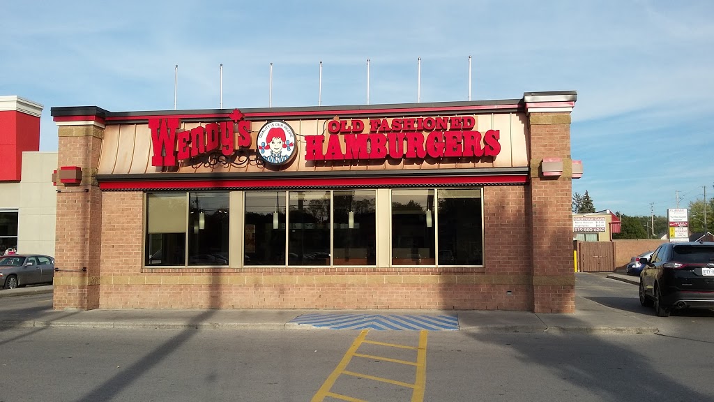 Wendys | 1104 Adelaide St N, London, ON N5Y 2N5, Canada | Phone: (519) 850-3535